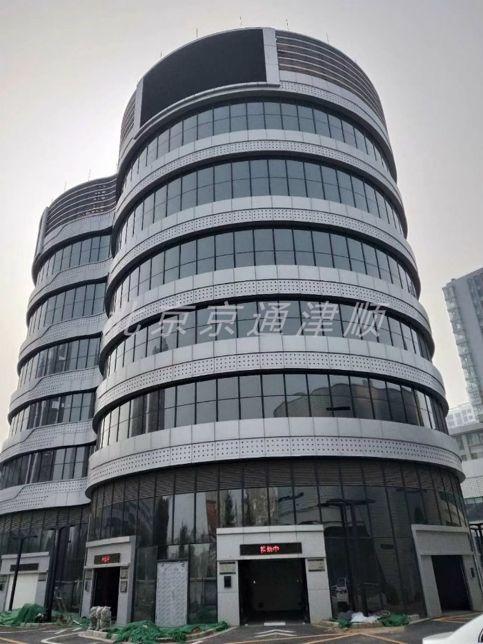 ���B�w�A������